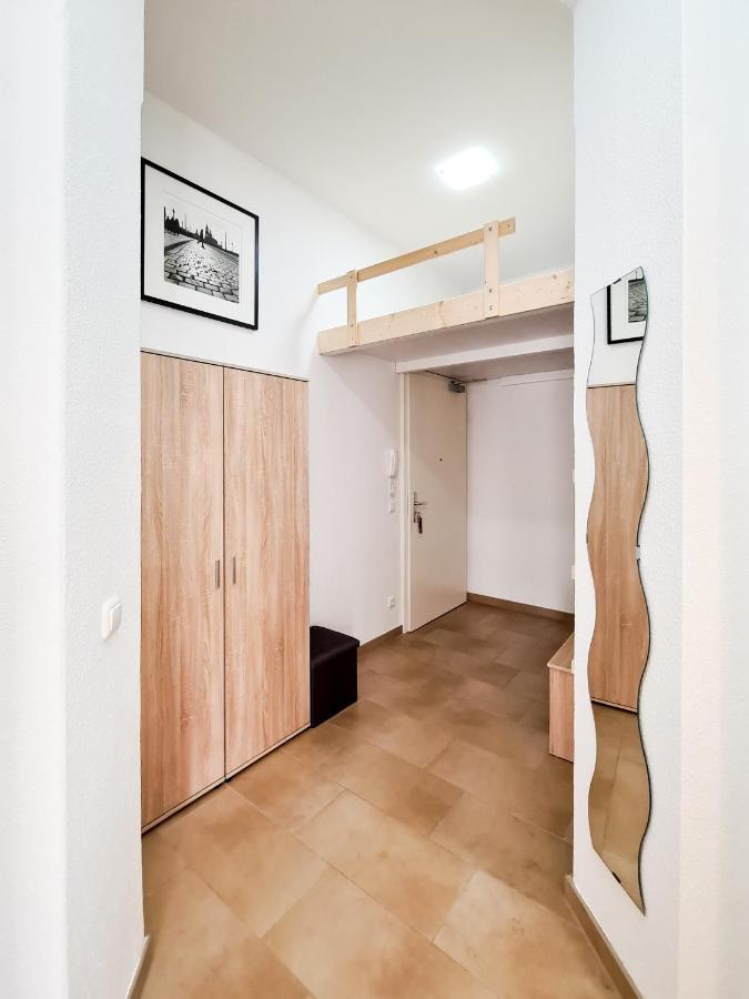 1-Raum-Wohnung Zentral Gelegen Dresden Exterior foto